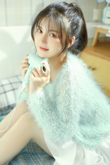 皇上与太子妃在树下做